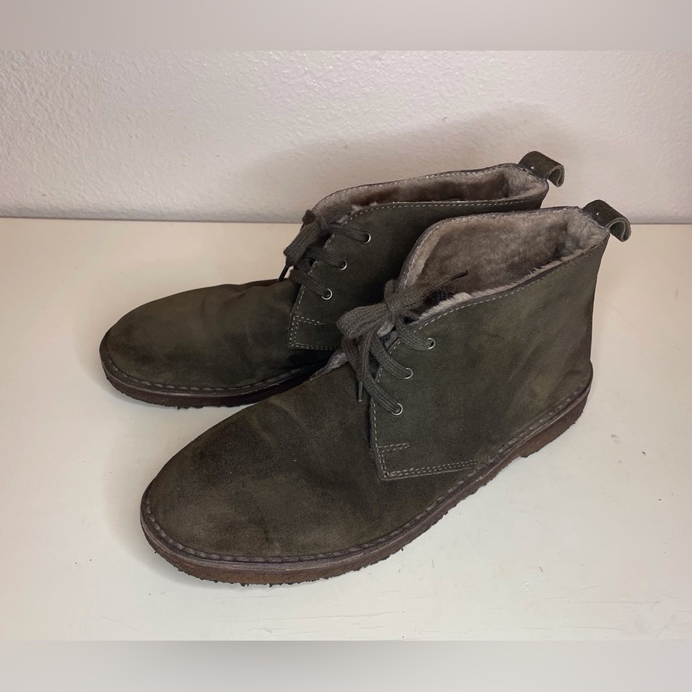 Vince Men's Chukka Olive Suede with Faux Fur Boots Size 9.5‎